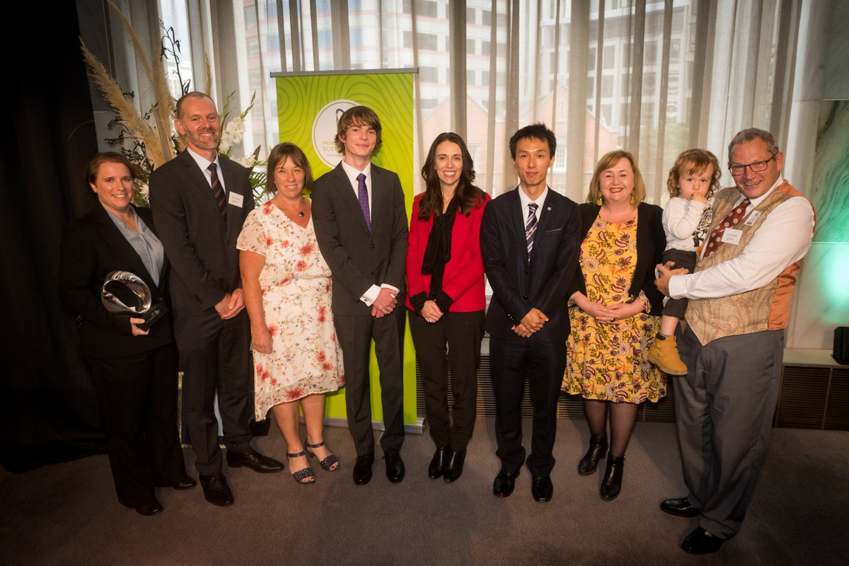 Prime Minister awards $1m in prizes for science